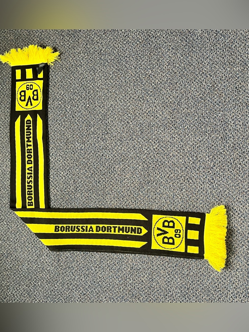 Borussia Dortmund Yellow & Black Fan Scarf